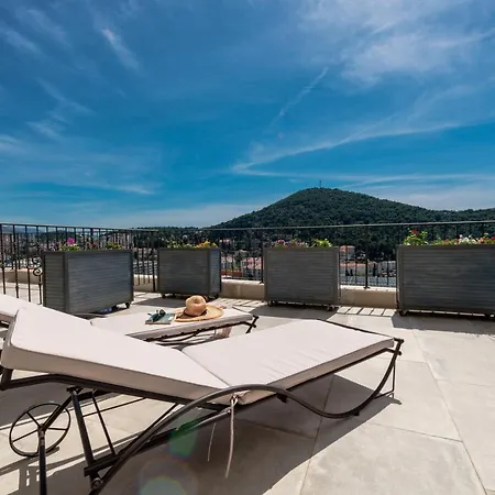 Betanija & Arijana Bayview