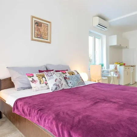 Betanija & Arijana Bayview Apartament